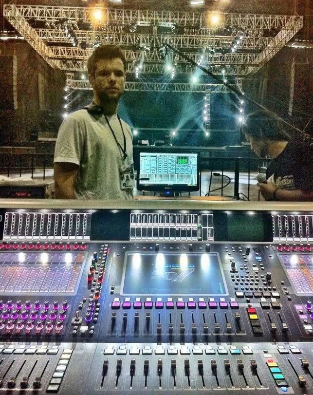 Engineer/tour manager Robert Dugan