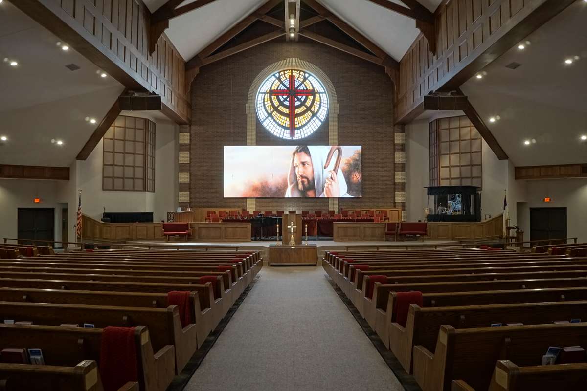 The wall serves as a scenic element during concerts, as well as at Christmas and Easter services