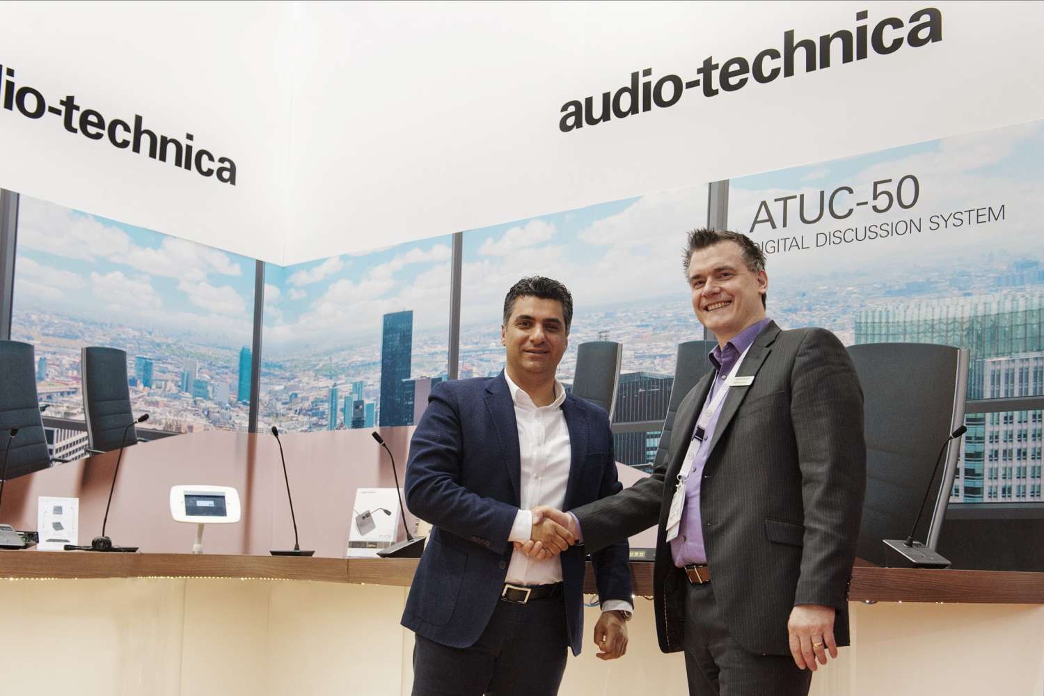 Audio-Technica’s Matthias Exner with Ertekin Elektronik sales and marketing manager Yurder Ertekin Audio-Technica’s Matthias Exner with Ertekin Elektronik sales and marketing manager Yurder Ertekin