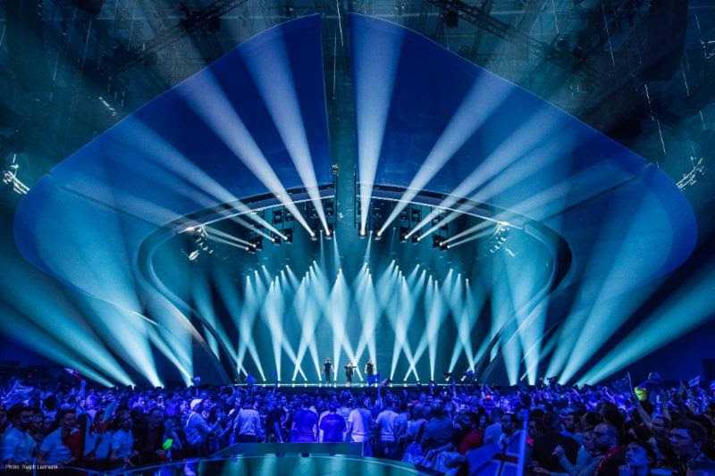 Jerry Appelt specified the Claypaky Scenius Unico as the main stage workhorse for this year’s production Jerry Appelt specified the Claypaky Scenius Unico as the main stage workhorse for this year’s production