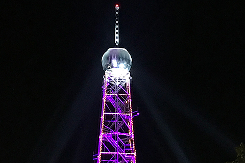 Bandit Lites once again provided the lighting for the tower with this year’s gear featuring SGM G-Spot fixtures