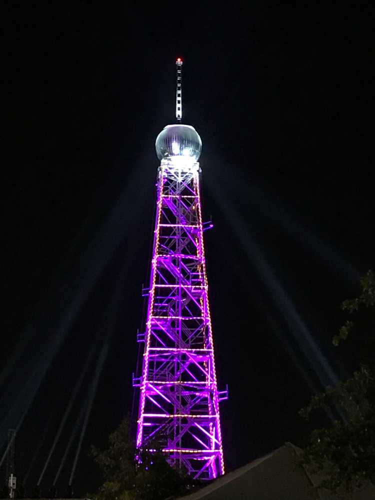 Bandit Lites once again provided the lighting for the tower with this year’s gear featuring SGM G-Spot fixtures