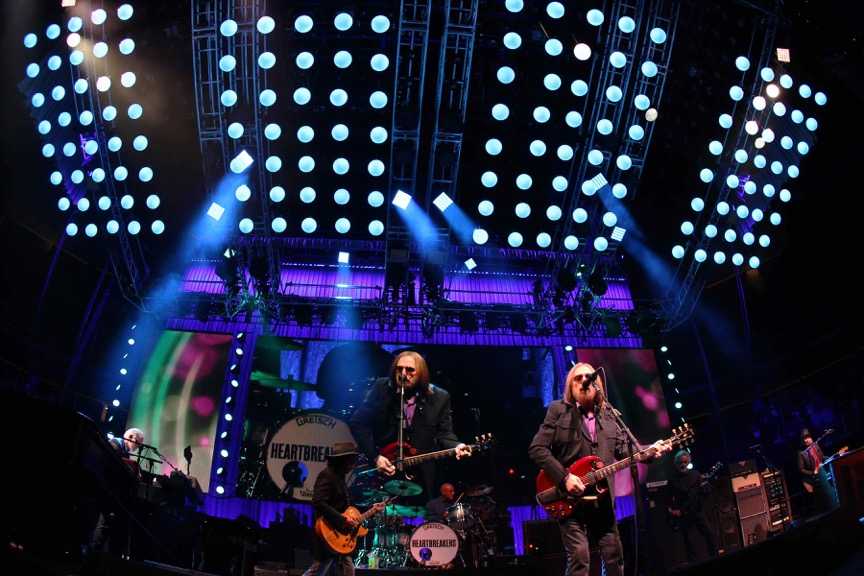Tom Petty and the Heartbreakers on their 40th anniversary tour (photo: Todd Kaplan) Tom Petty and the Heartbreakers on their 40th anniversary tour (photo: Todd Kaplan)