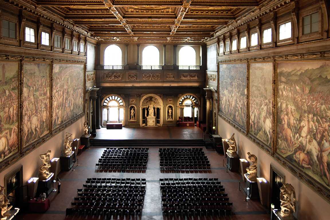 Salone dei 500 of Palazzo Vecchio has long held great importance for the city of Florence Salone dei 500 of Palazzo Vecchio has long held great importance for the city of Florence
