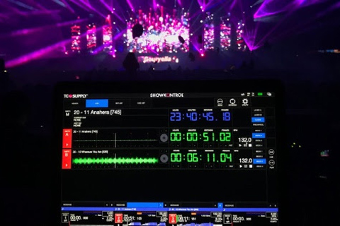 Thenetwork system uses rekordboxTM1 information to coordinate sound and visuals