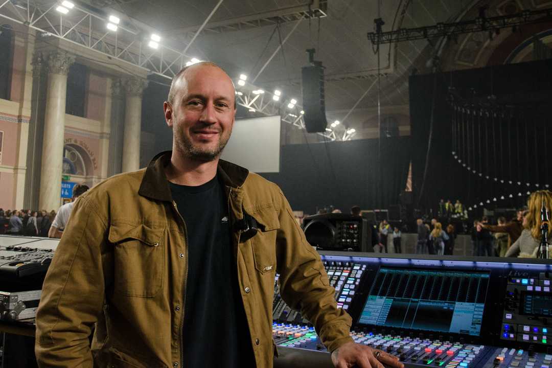 FOH engineer Bob Strakele