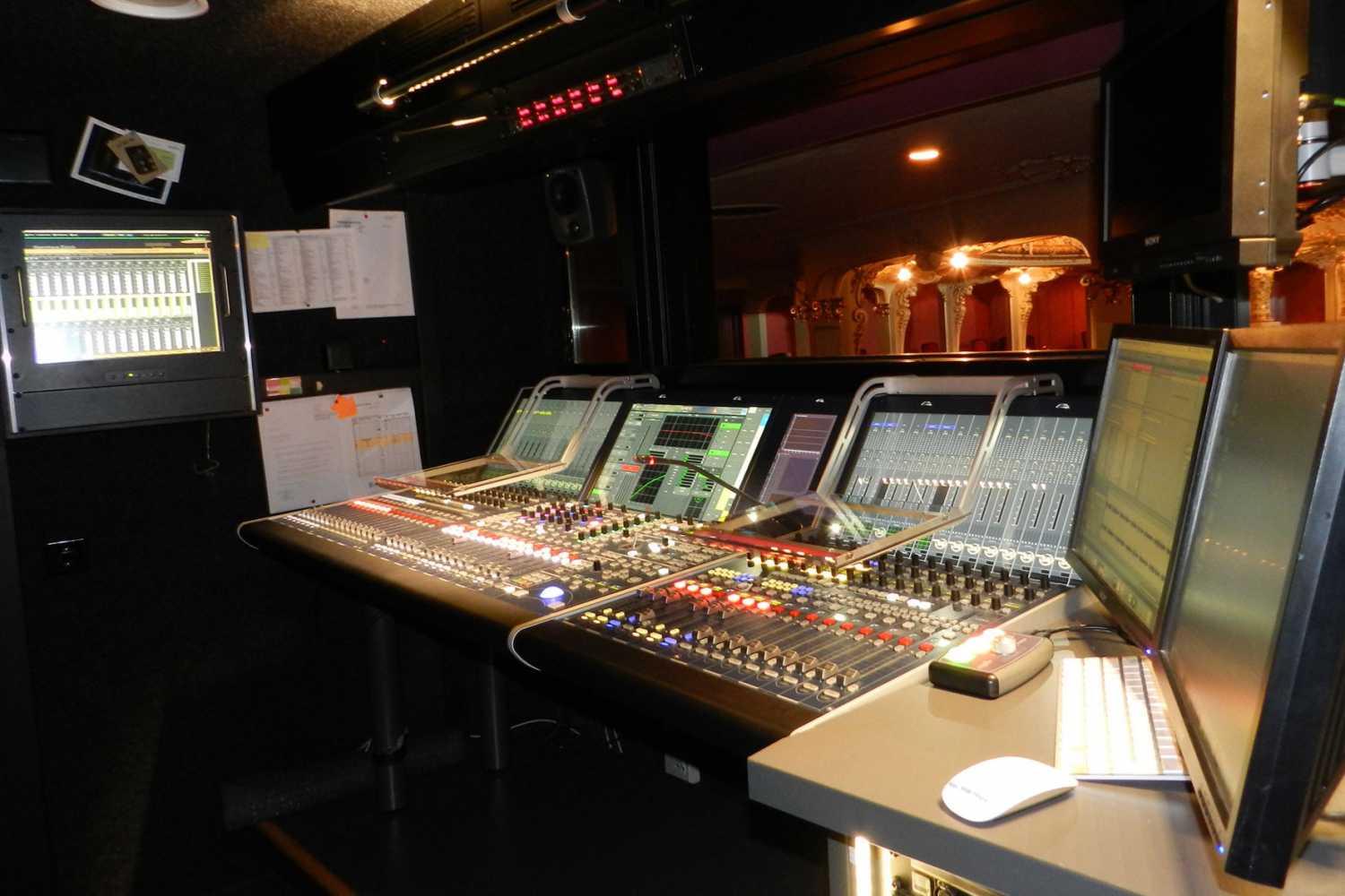 The new Lawo mixing consoles offer 48 faders in the control room and 16 faders at FOH