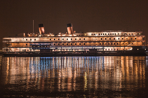 The drift-style experience show is held on a steam ship that cruises the Yangtze River