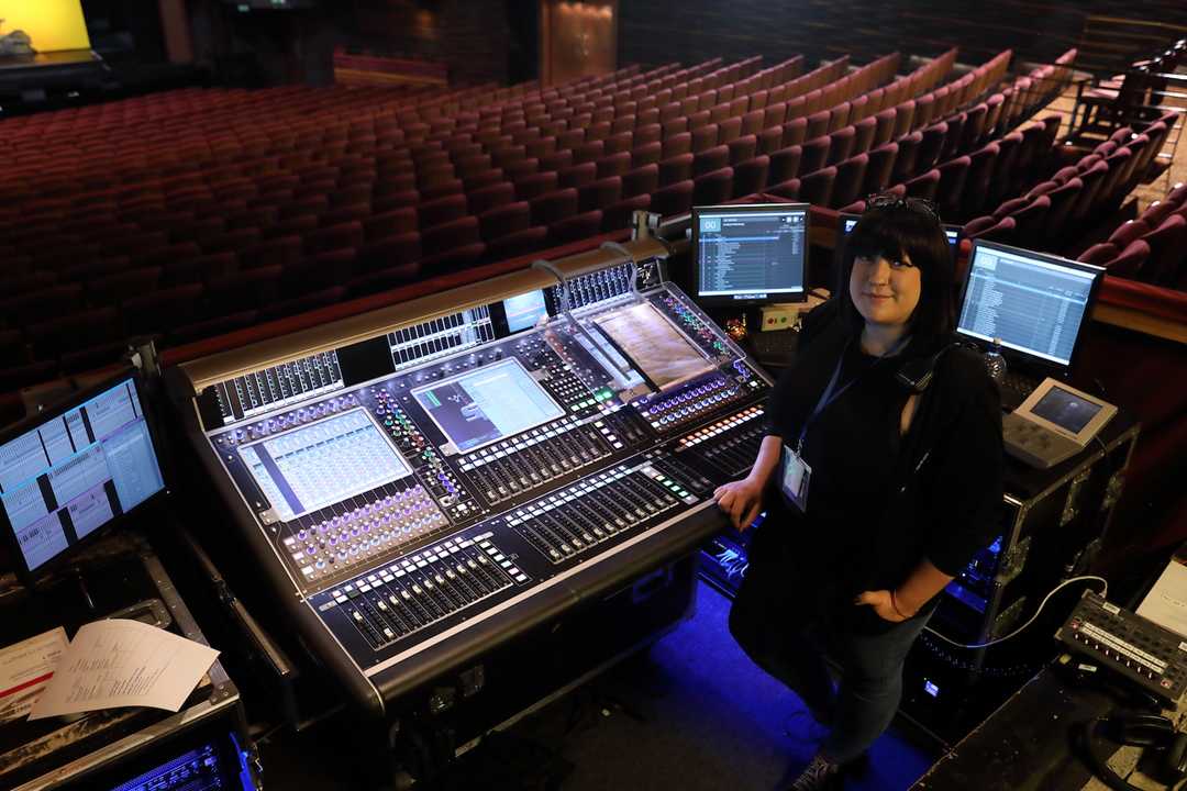 FOH engineers Emily Adams