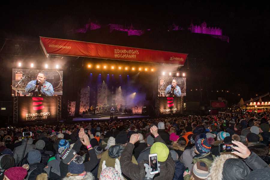 Rag’n’Bone Man headlined the sold-out Concert in the Gardens