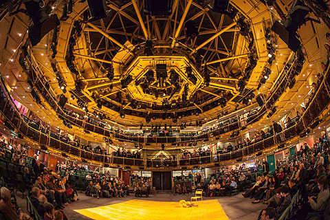 Manchester’s Royal Exchange is an in-the-round-theatre rather than a traditional proscenium arch space