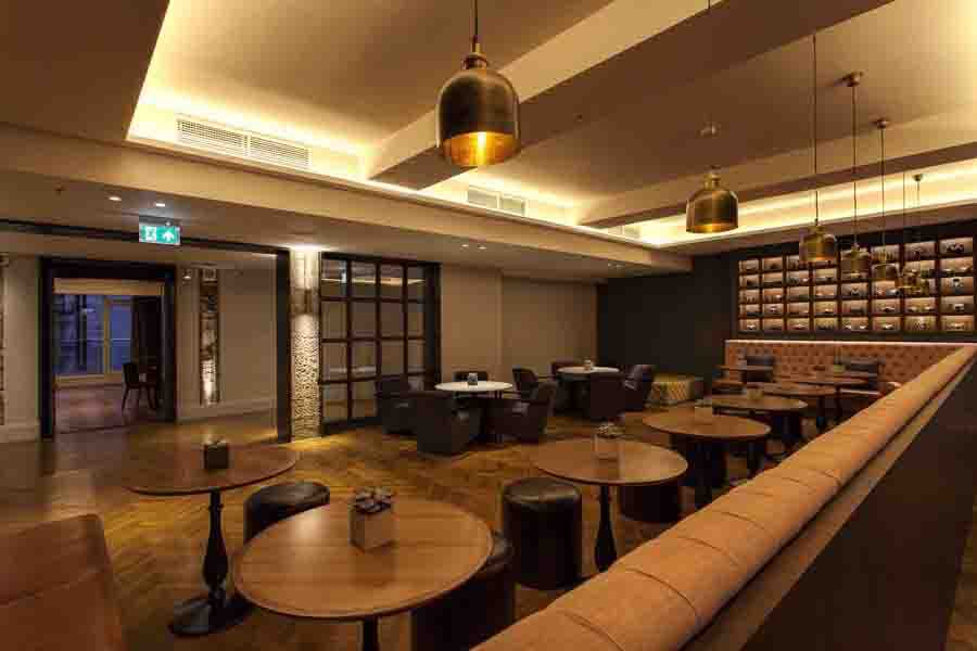 The project included upgrading the building with integrated lighting elements The project included upgrading the building with integrated lighting elements