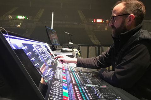 Nick Warren at FOH