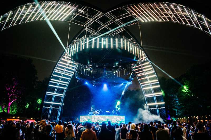 Star Events supplied the festival’s four principal platforms Star Events supplied the festival’s four principal platforms