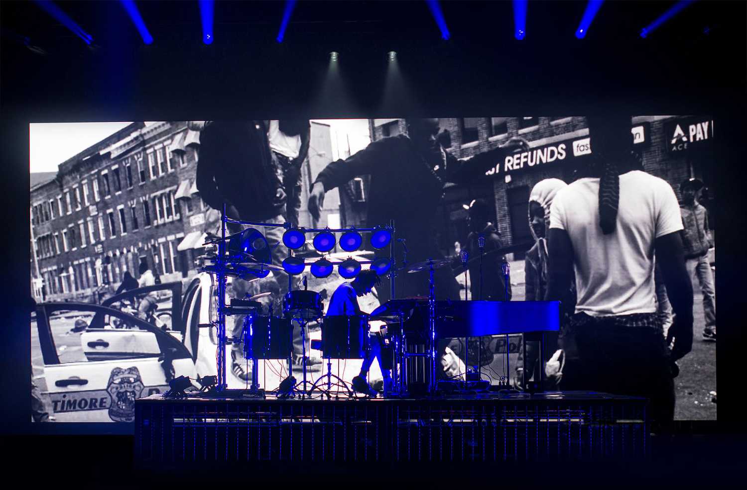 VER London operation has supported the tour with a comprehensive video, projection and lighting package VER London operation has supported the tour with a comprehensive video, projection and lighting package