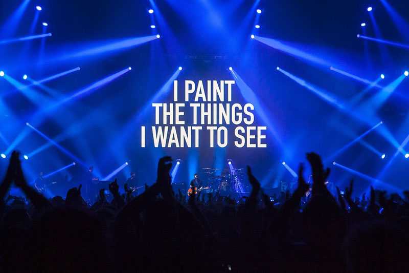 The Manics have long been known for their innovative live show video (photo: Lindsay Cave) The Manics have long been known for their innovative live show video (photo: Lindsay Cave)