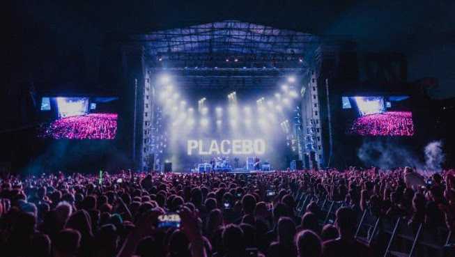 Placebo are currently touring Europe