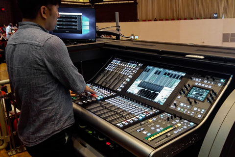 The new SSL L500 in action at Bethel Church, IllSan