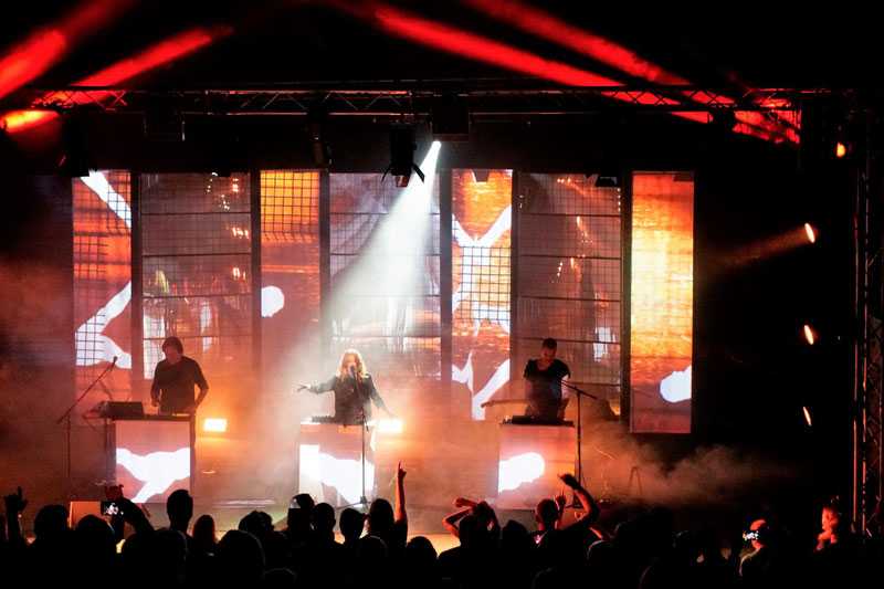 2raumwohnung are one of Germany’s most successful electropop bands of the last two decades 2raumwohnung are one of Germany’s most successful electropop bands of the last two decades