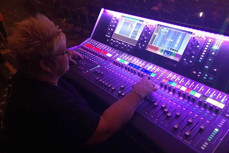 Beckie Campbell with the Allen & Heath dLive S7000 mixing system Beckie Campbell with the Allen & Heath dLive S7000 mixing system
