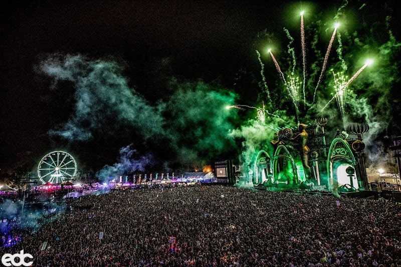 The flagship event drew over 120,000 participants The flagship event drew over 120,000 participants