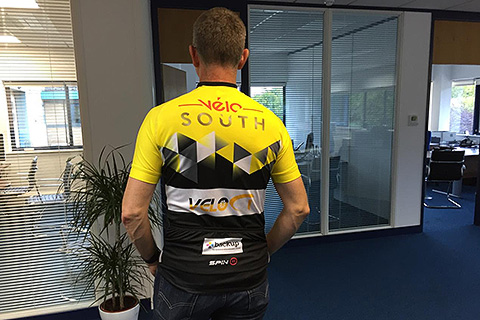 Rear view - CT's Steve Purkess models TeamVeloCT's team shirt