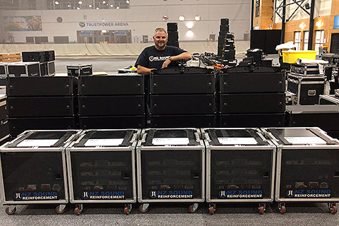 NZ Sound’s Ray Ward with the compact JBL VTX A8 line array