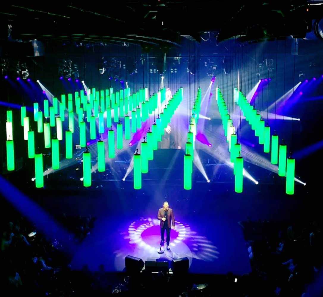 The lightshow immersed the audience with a stunning display of 144 overhead light tubes