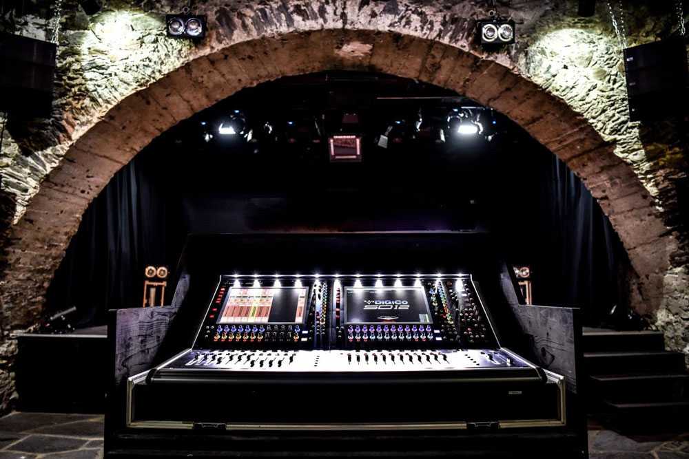 To celebrate its 40th anniversary, the venue’s committee decided to renovate the entire caves To celebrate its 40th anniversary, the venue’s committee decided to renovate the entire caves