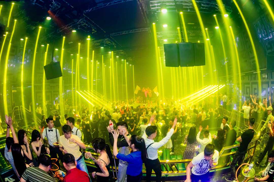 Clubbing at the Starcity Halong Bay Hotel Clubbing at the Starcity Halong Bay Hotel