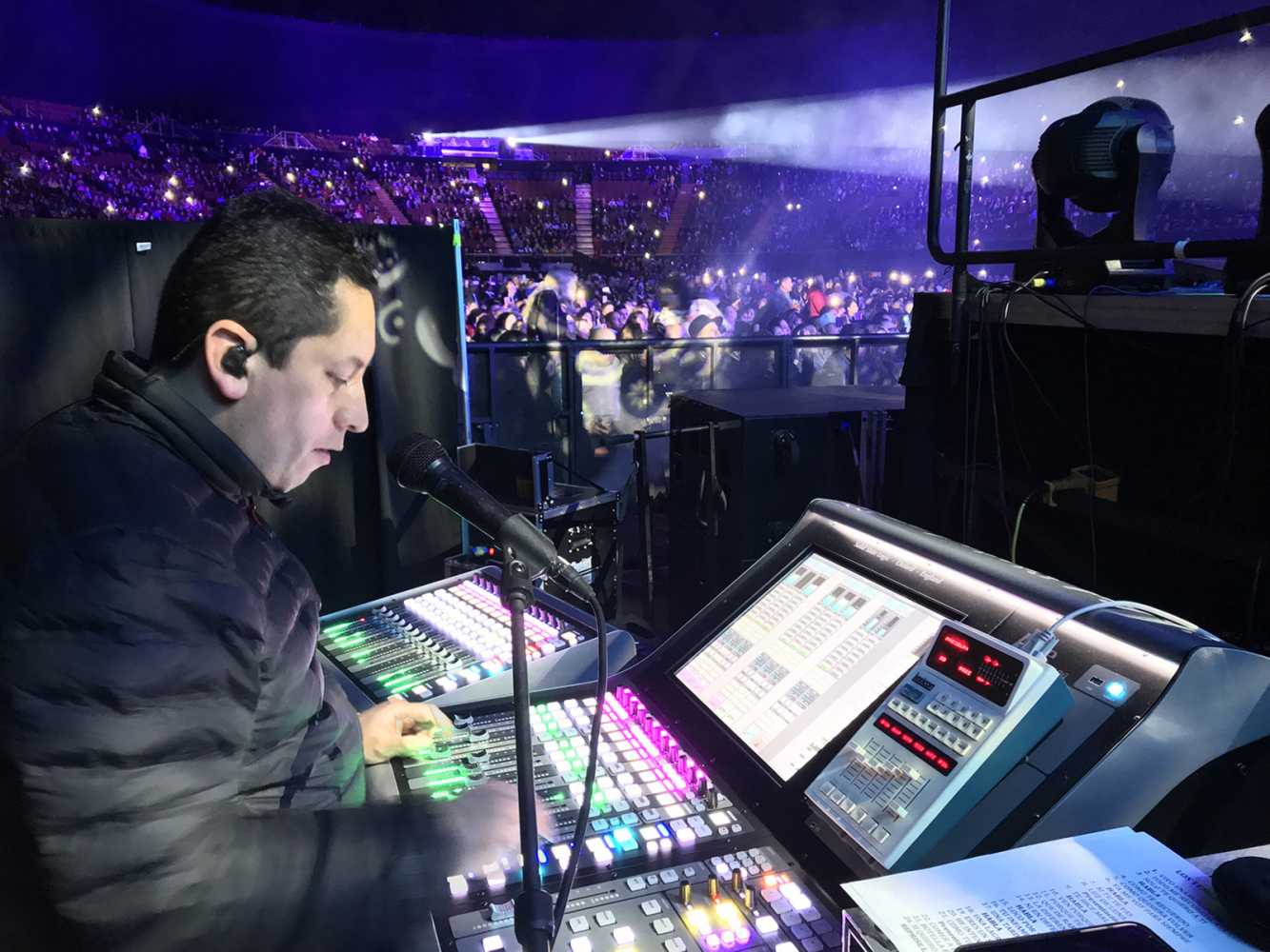 FOH engineer on tour with the new SSL L100 FOH engineer on tour with the new SSL L100