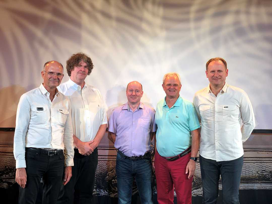 Ingo Dombrowski (Robe), David B. Scherz (CEO ASL Electronic), Sébastien Wira (product manager ASL Electronic), Harry von den Stemmen (Robe) and Robe CEO Josef Valchar