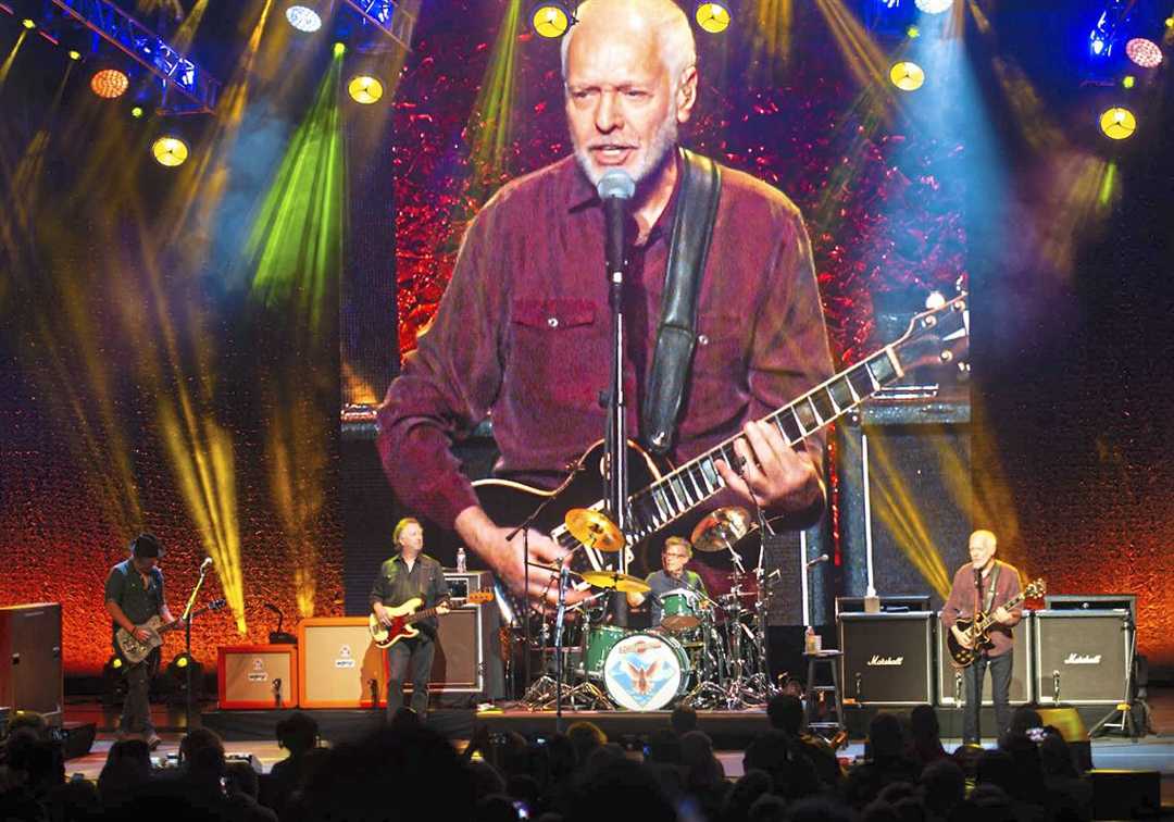 Peter Frampton has announced he will retire from regular  touring at the end of this year