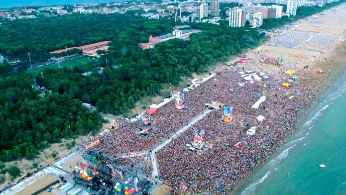 The travelling Jova Beach Party festival is stopping at 15 beach locations The travelling Jova Beach Party festival is stopping at 15 beach locations