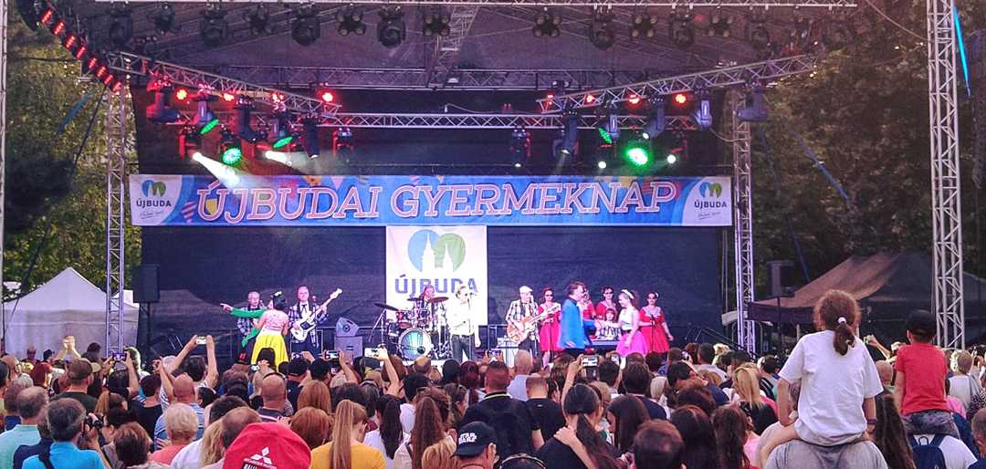 The festival featured an array of musical acts The festival featured an array of musical acts