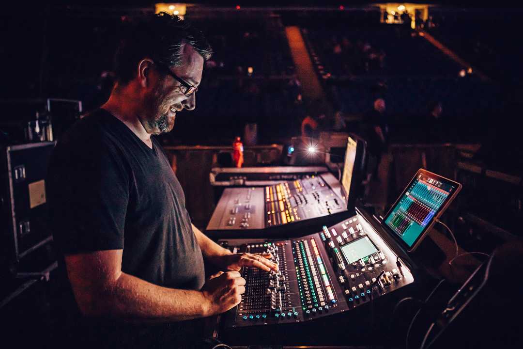 Mike Taylor at FOH at the O2 Arena (photo: Luke Dyson) Mike Taylor at FOH at the O2 Arena (photo: Luke Dyson)
