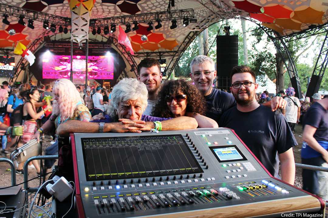 On the Glade Stage: Tony and Ann Andrews with Mike Igglesden, Funktion-One, Richard Fleming, XTA, and Kris Hayes, Audio Plus On the Glade Stage: Tony and Ann Andrews with Mike Igglesden, Funktion-One, Richard Fleming, XTA, and Kris Hayes, Audio Plus