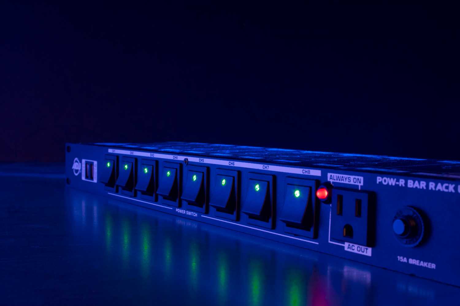 The new POW-R Bar Rack USB The new POW-R Bar Rack USB