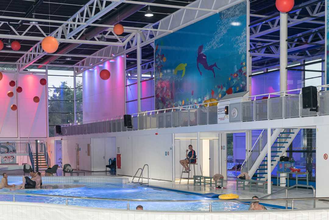 Yamaha CBR series loudspeakers were installed across the four indoor pools Yamaha CBR series loudspeakers were installed across the four indoor pools