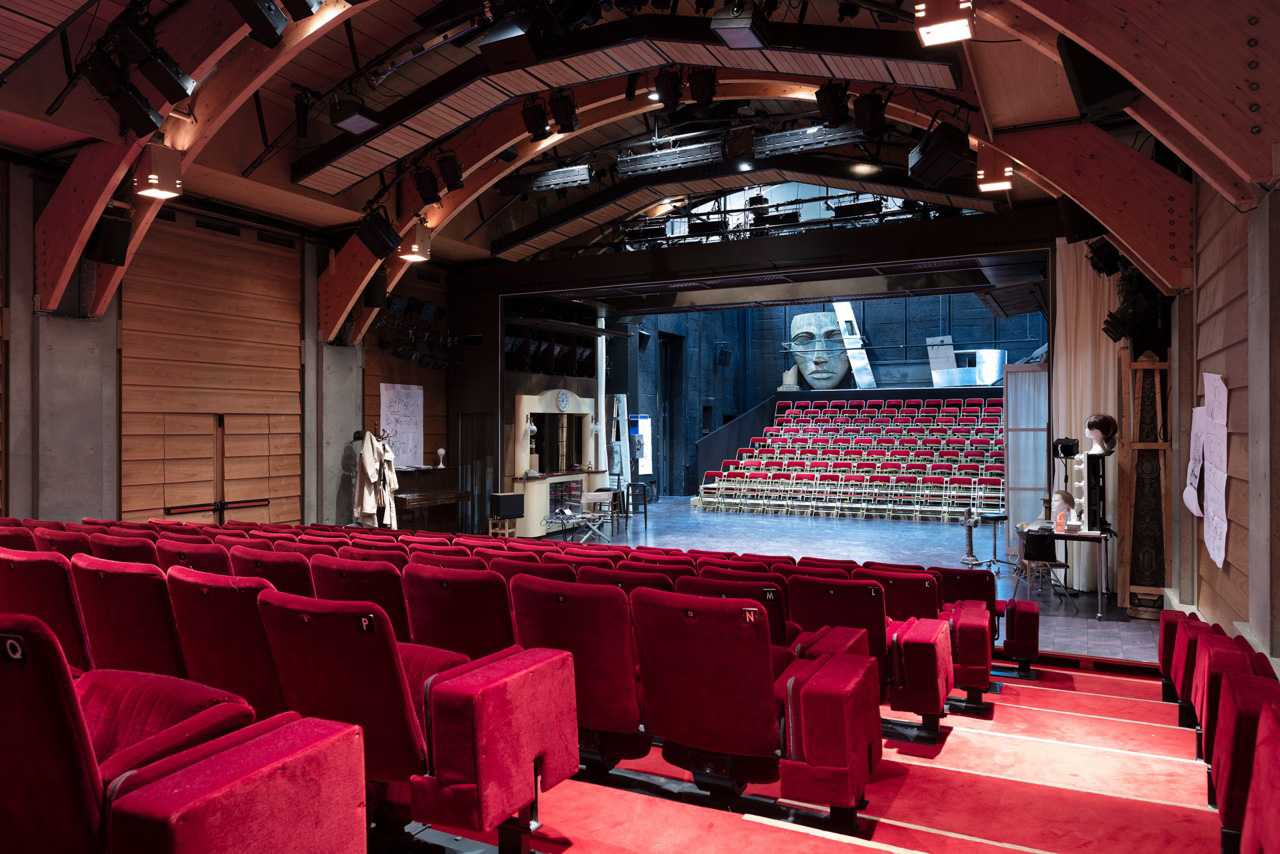 The rstoredThéâtre du Vieux-Colombier in Paris hosts at least four productions each season The rstoredThéâtre du Vieux-Colombier in Paris hosts at least four productions each season