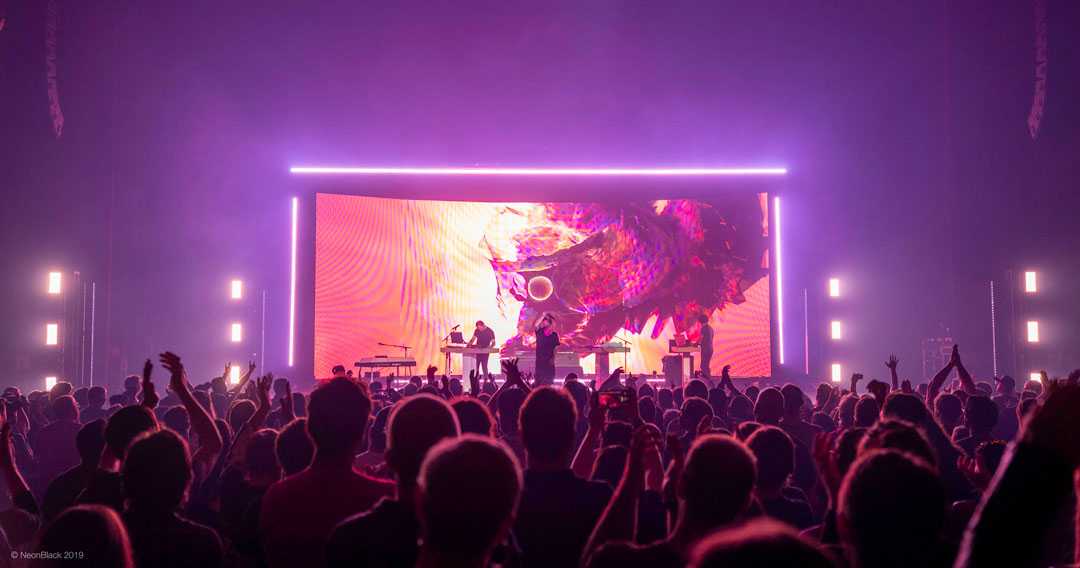 Thom Yorke’s latest tour ‘immerses audiences in a sensory bath of abstract visuals and captivating music’ (photo: Dominic Smith)