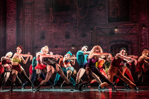 The show has received critical acclaim for its rich lighting