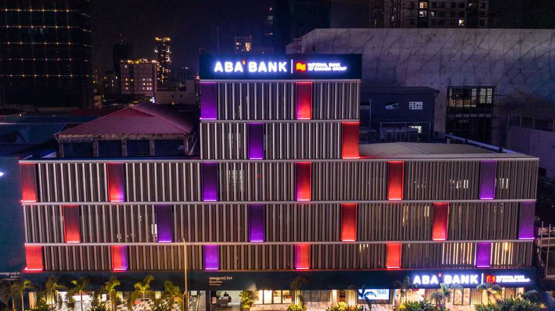 The installation enhances the architectural features of the building The installation enhances the architectural features of the building