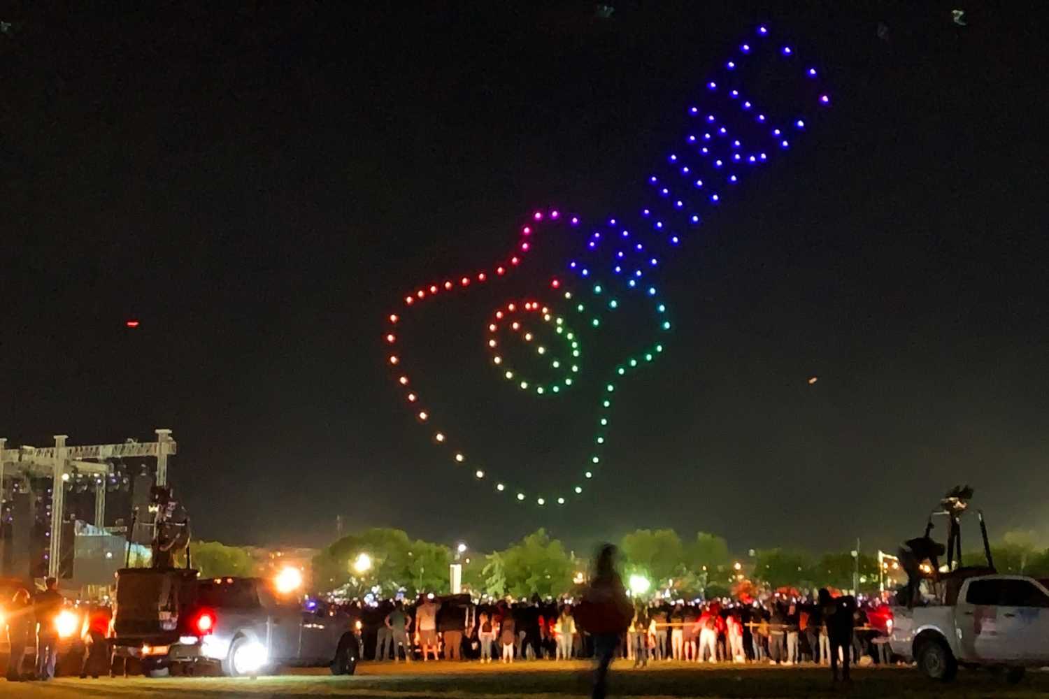 Verge Aero provided 150 drone lights to create moving, colour-changing pictures in the sky Verge Aero provided 150 drone lights to create moving, colour-changing pictures in the sky