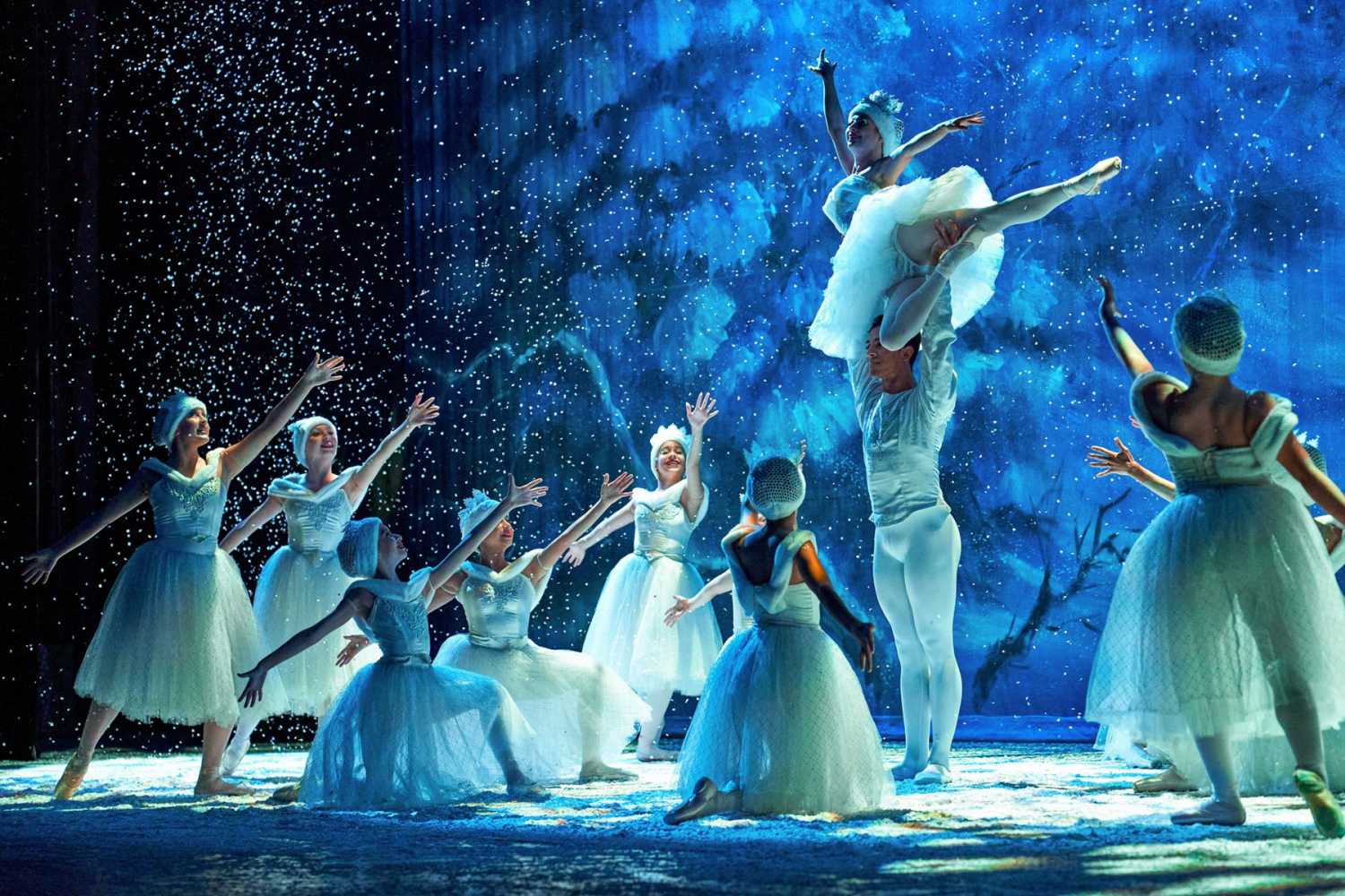 The San Pedro City Ballet production of The Nutcracker (photo: George Simian) The San Pedro City Ballet production of The Nutcracker (photo: George Simian)