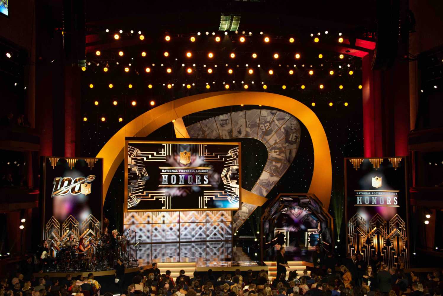 Ayrton’s Diablo warms the audience at the 9th Annual NFL Honours in Miami Ayrton’s Diablo warms the audience at the 9th Annual NFL Honours in Miami
