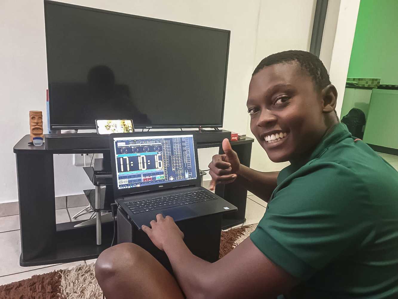 Blond training gets the thumbs up from Lucky Lewele Blond training gets the thumbs up from Lucky Lewele