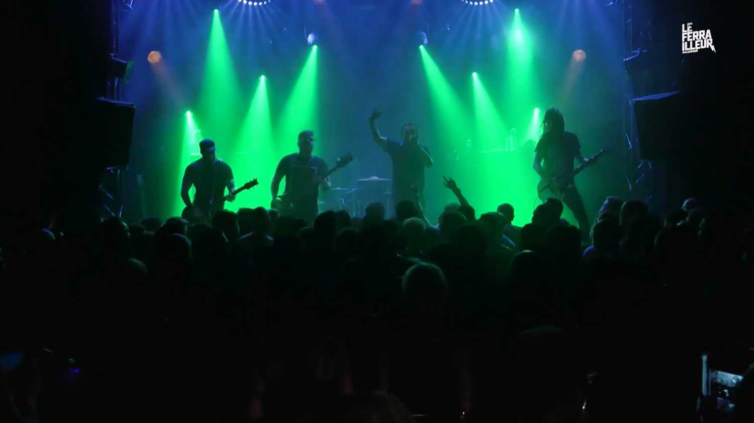 Mass Hysteria in Nantes Mass Hysteria in Nantes
