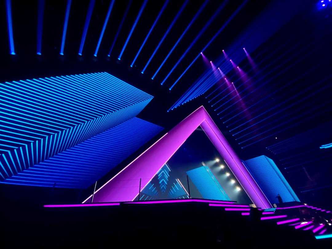 The Hippotizer Karst+ Media Servers video mapped 450sq.m of LED screen The Hippotizer Karst+ Media Servers video mapped 450sq.m of LED screen