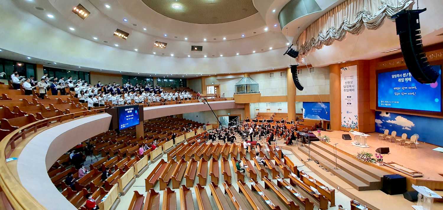 Jeonju-Paul Church is the largest Evangelical Holiness Church in South Korea Jeonju-Paul Church is the largest Evangelical Holiness Church in South Korea